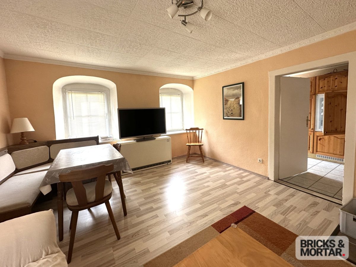 Immobilienangebot - Liebschützberg / Klötitz - Alle - Top für Familien & Generationen: 2 Wohneinheiten, 7 Zimmer, großer Garten & vieles mehr!