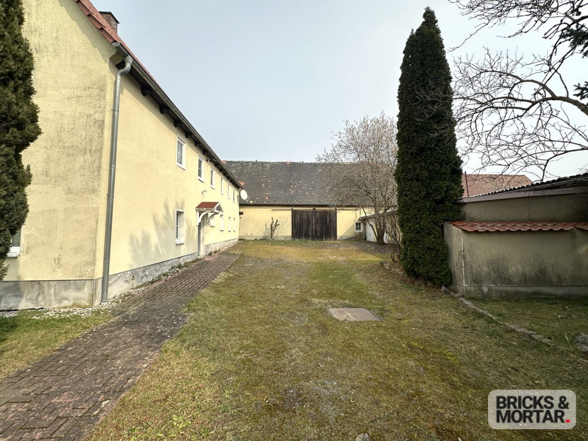Immobilienangebot - Liebschützberg / Klötitz - Alle - Top für Familien & Generationen: 2 Wohneinheiten, 7 Zimmer, großer Garten & vieles mehr!