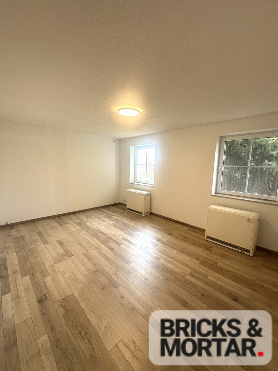 Immobilienangebot - Liebschützberg / Klötitz - Alle - Top für Familien & Generationen: 2 Wohneinheiten, 7 Zimmer, großer Garten & vieles mehr!
