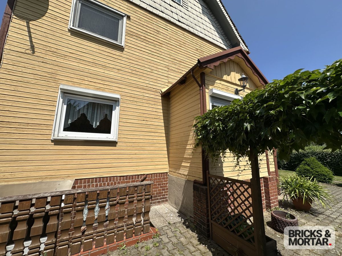 Immobilienangebot - Markranstädt / Gärnitz - Alle - Charmantes Einfamilienhaus mit großem Grundstück in ruhiger Lage