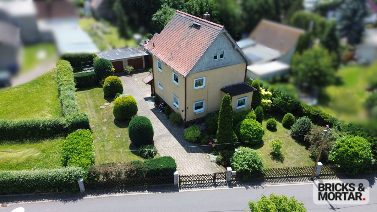 Immobilienangebot - Markranstädt / Gärnitz - Alle - Charmantes Einfamilienhaus mit großem Grundstück in ruhiger Lage
