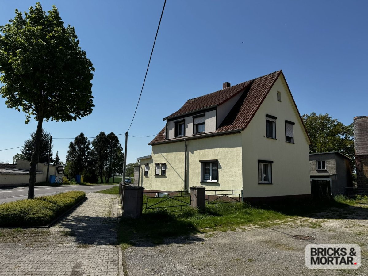Immobilienangebot - Delitzsch / Laue - Alle - Viel Platz für Ideen – Ihr neues Zuhause mit großem Garten und Potenzial in Delitzsch.