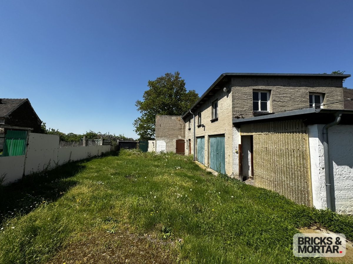 Immobilienangebot - Delitzsch / Laue - Alle - Viel Platz für Ideen – Ihr neues Zuhause mit großem Garten und Potenzial in Delitzsch.