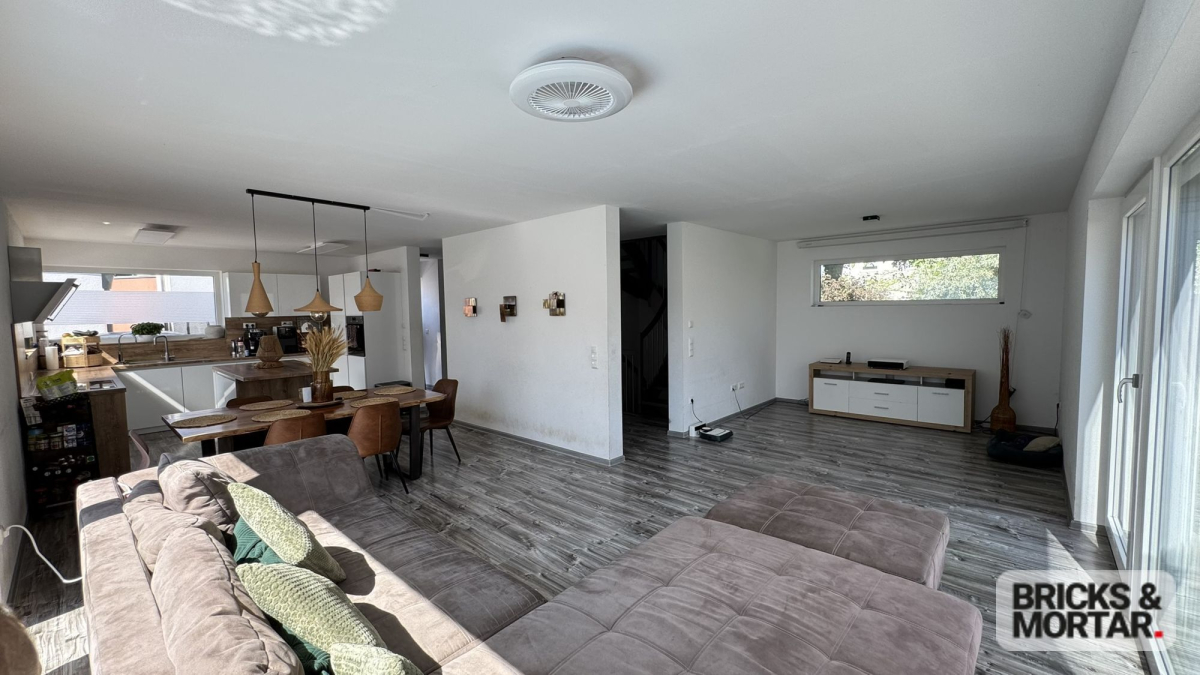Immobilienangebot - Schwabmünchen - Alle - Neuwertiges EFH in Schwabmünchen zur Kapitalanlage