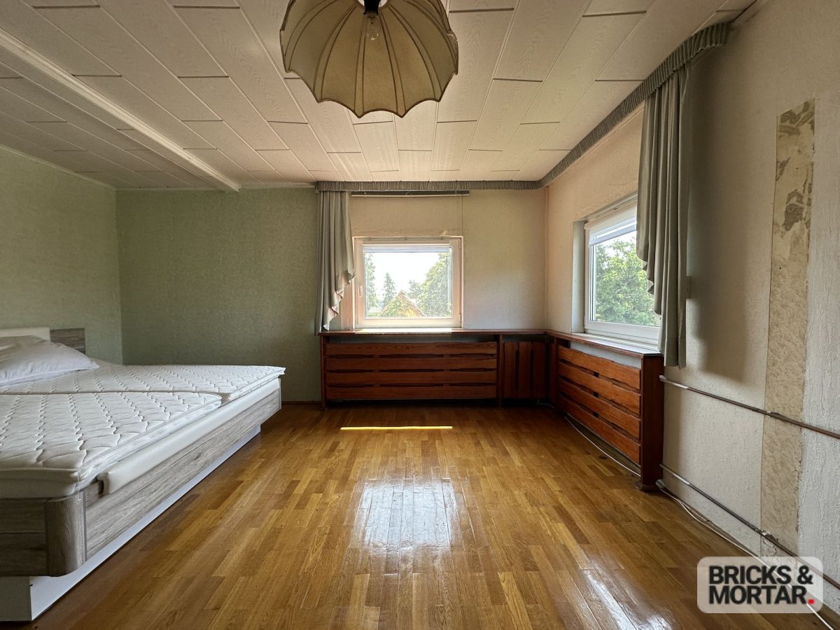 Immobilienangebot - Markranstädt / Gärnitz - Grundstücke - Baugrundstück mit Entwicklungspotenzial – Altbau vorhanden