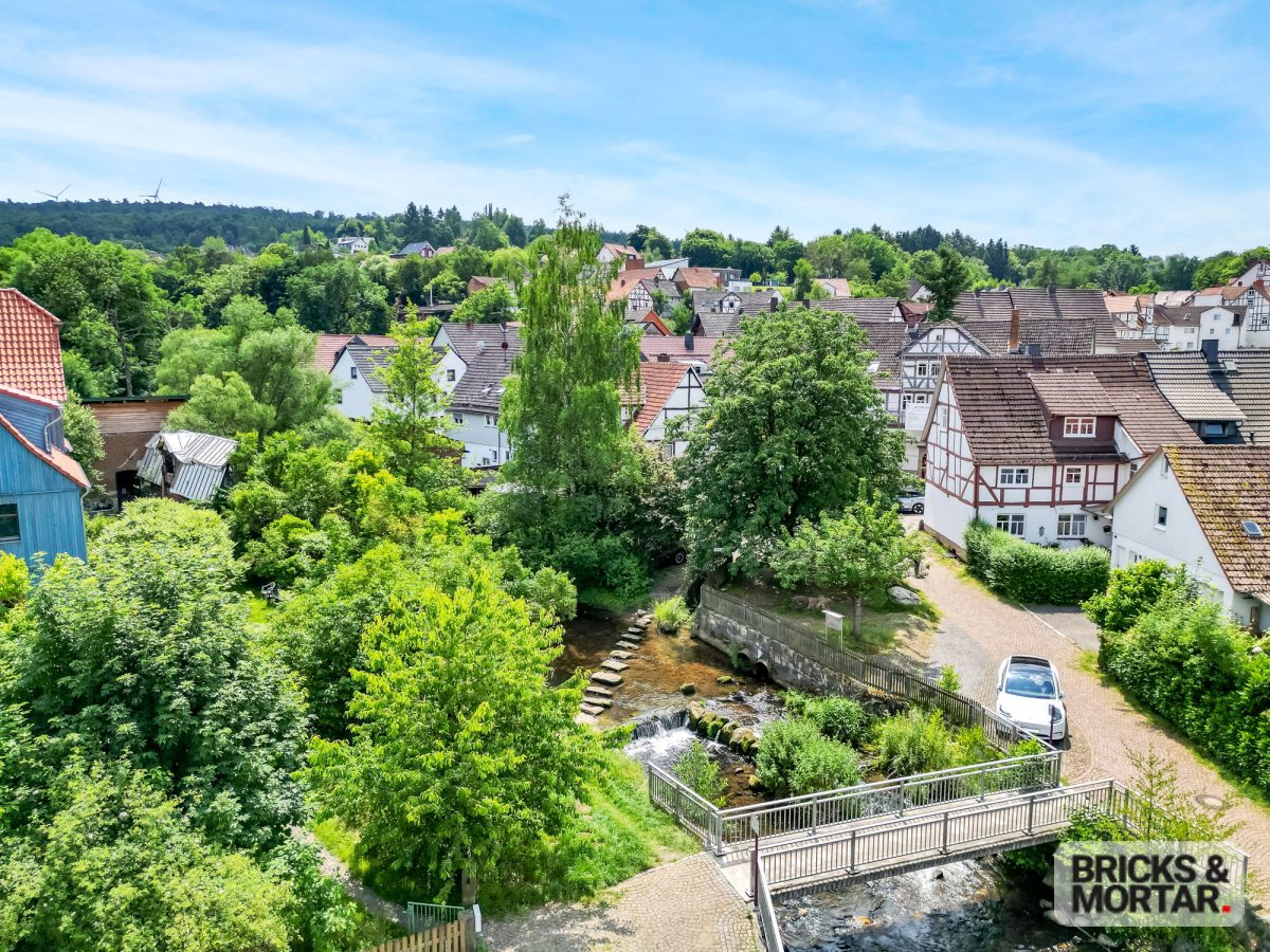 Immobilienangebot - Kaufungen - Alle - Historisches Fachwerkhaus direkt an der Losse
