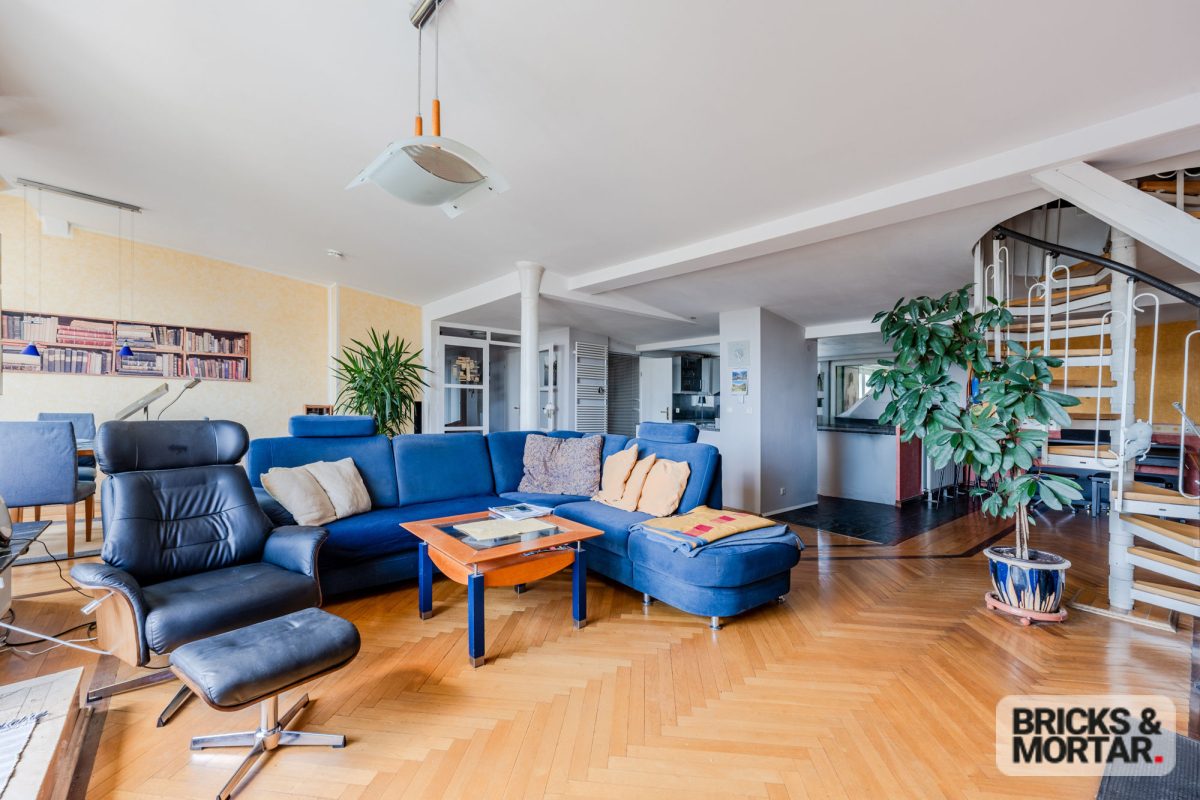 Immobilienangebot - Berlin - Alle - Über den Dächern von Charlottenburg:
4-Zimmer-Wohntraum 
im historischen Altbau 
nahe Savignyplatz