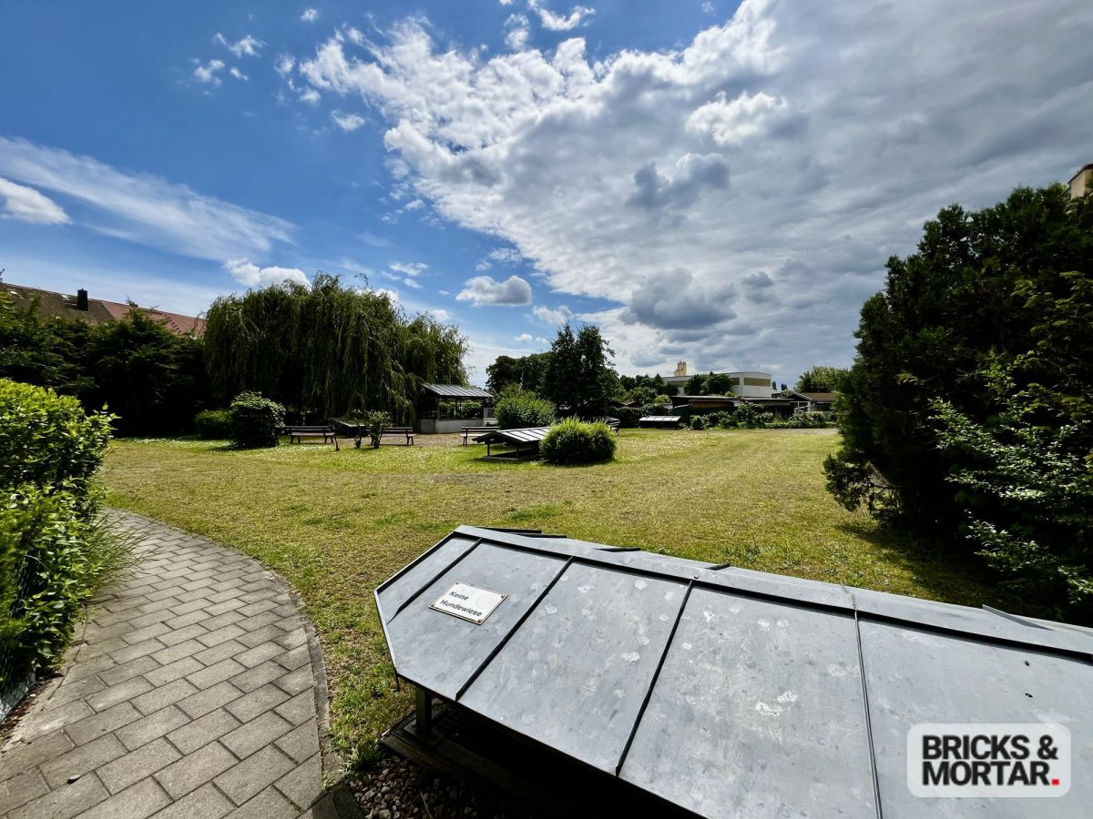 Immobilienangebot - Leipzig / Leutzsch - Alle - Modernisierte Maisonettewohnung mit 2 Balkonen und optinaler Tiefgaragenstellplatz