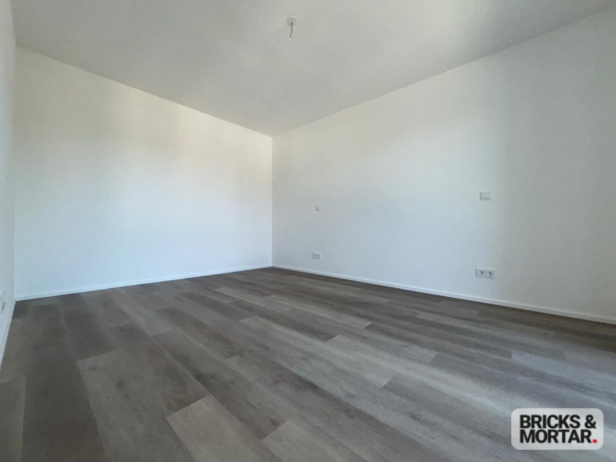 Immobilienangebot - Zusmarshausen - Alle - Moderne 2-Zimmer-Neubauwohnung mit Balkon zur Miete im Zentrum von Zusmarshausen – Erstbezug