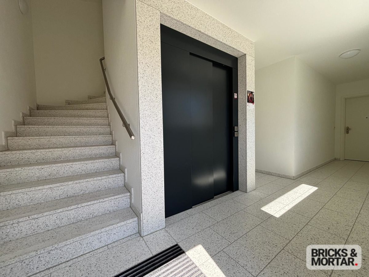 Immobilienangebot - Zusmarshausen - Alle - Moderne 2-Zimmer-Neubauwohnung mit Balkon zur Miete im Zentrum von Zusmarshausen – Erstbezug
