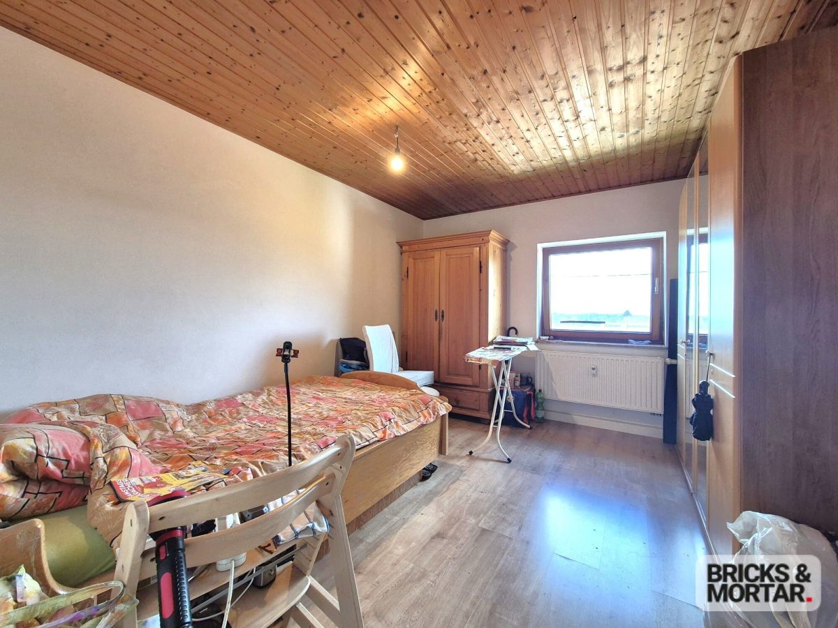Immobilienangebot - Halfing - Alle - *Helle DG-Wohnung mit Balkon und Keller – perfekt für Selbstnutzer oder Anleger*