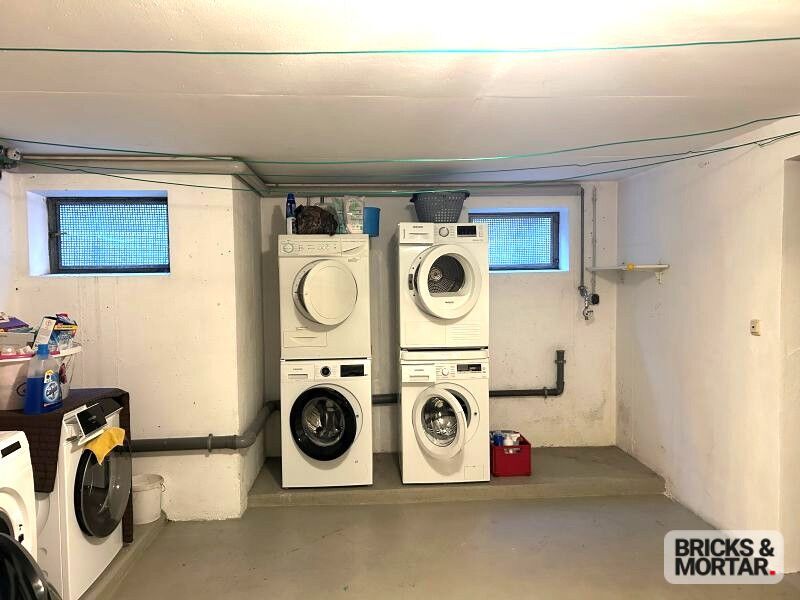 Immobilienangebot - Untermeitingen - Alle - Charmante 3-Zimmer-Wohnung mit Wintergarten und Gartenanteil, ruhige Lage, TG-Stellplatz vorhanden