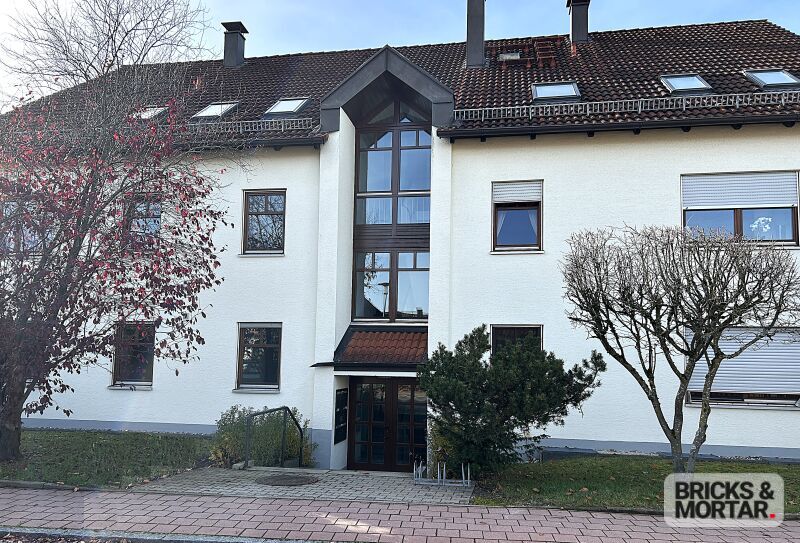 Immobilienangebot - Untermeitingen - Alle - Charmante 3-Zimmer-Wohnung mit Wintergarten und Gartenanteil, ruhige Lage, TG-Stellplatz vorhanden
