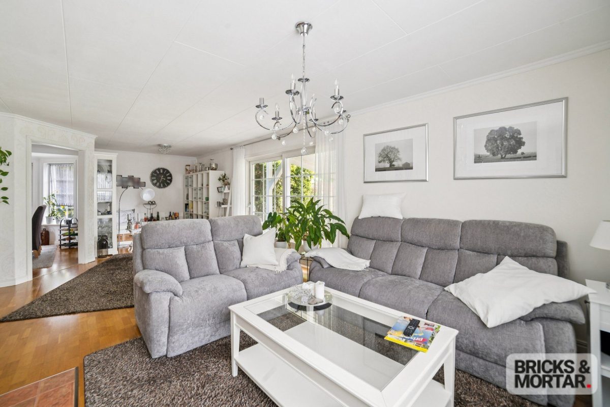 Immobilienangebot - Raguhn-Jessnitz - Alle - Wohnen mit skandinavischem Flair – modernes Holzhaus für Paare oder  Familien