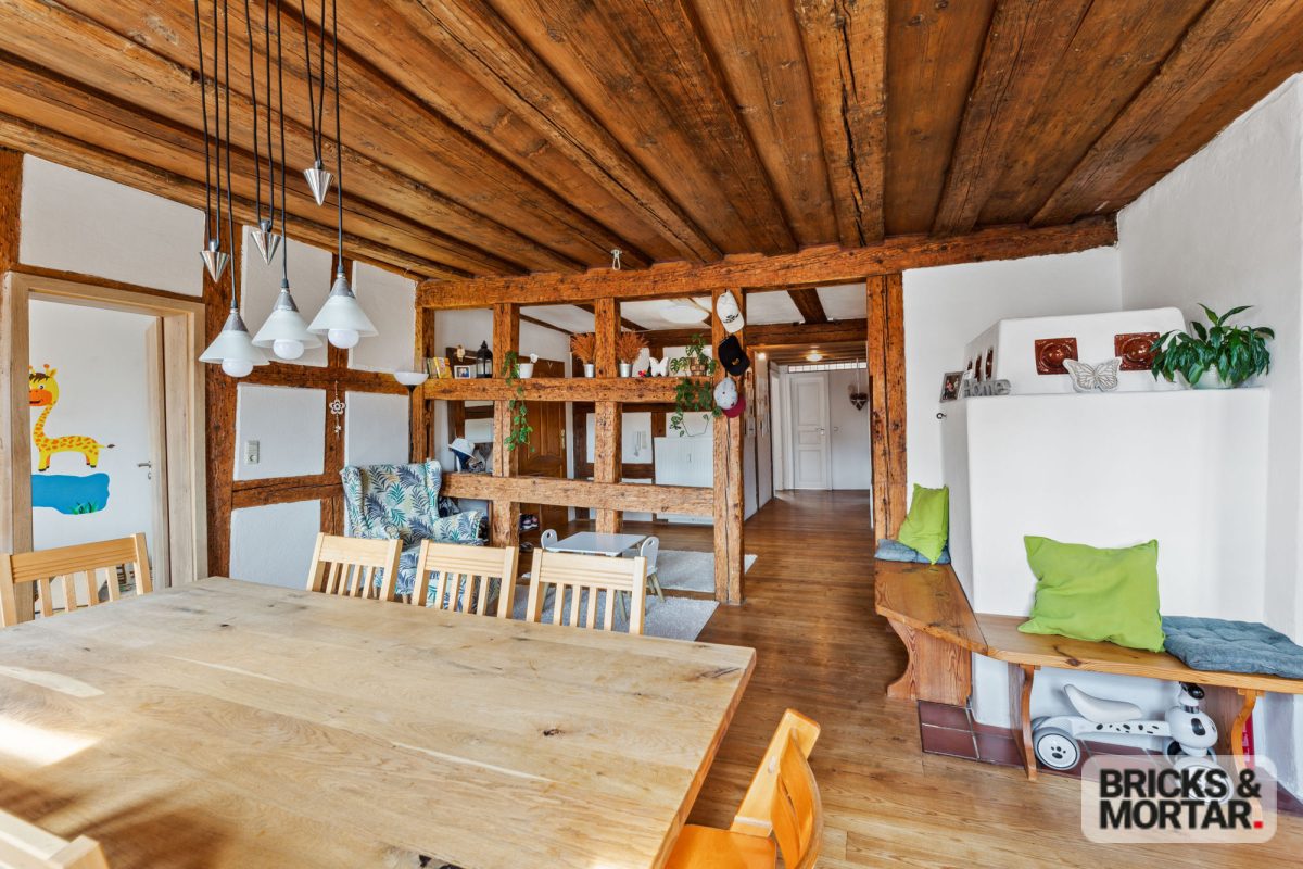 Immobilienangebot - Altdorf bei Nürnberg - Alle - Historischer Charme trifft auf flexible Nutzung – Zwei getrennte Wohneinheiten in Altdorf