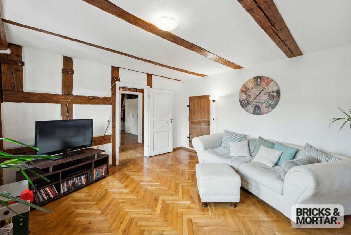 Immobilienangebot - Altdorf bei Nürnberg - Alle - Historischer Charme trifft auf flexible Nutzung – Zwei getrennte Wohneinheiten in Altdorf