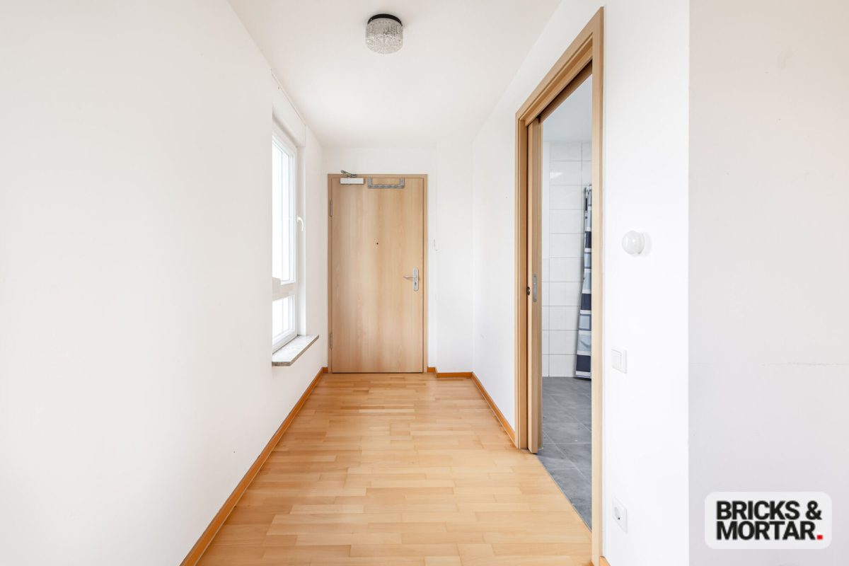 Immobilienangebot - Nürnberg - Alle - Seniorengerechte 2-Zimmerwohnung mit großer Dachterrasse für Eigennutz oder Kapitalanlage