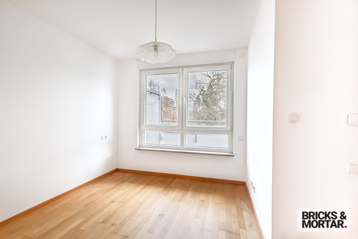 Immobilienangebot - Nürnberg - Alle - Seniorengerechte 2-Zimmerwohnung mit großer Dachterrasse für Eigennutz oder Kapitalanlage