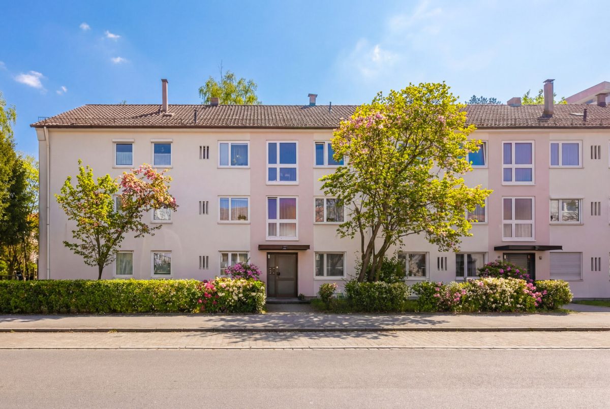 Immobilienangebot - Nürnberg - Alle - TOP-Lage in Langwasser: Platz für die ganze Familie. Ruhe vor der Tür. Einkaufen um die Ecke.