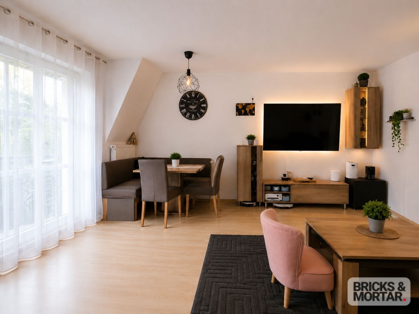 Immobilienangebot - Dinkelscherben - Alle - Ideal für Pendler & Familien
3 Zimmer mit Balkon & TG