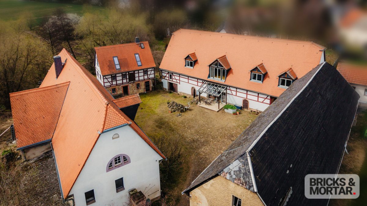 Immobilienangebot - Colditz - Alle - Historischer Vierseithof – Stilvolles Haupthaus mit Einliegerwohnung und Entwicklungsmöglichkeiten