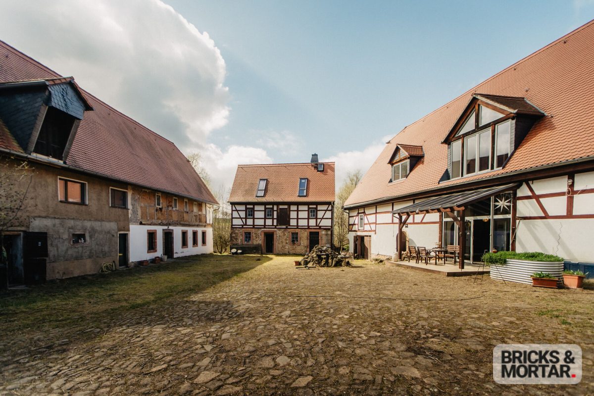 Immobilienangebot - Colditz - Alle - Historischer Vierseithof – Stilvolles Haupthaus mit Einliegerwohnung und Entwicklungsmöglichkeiten