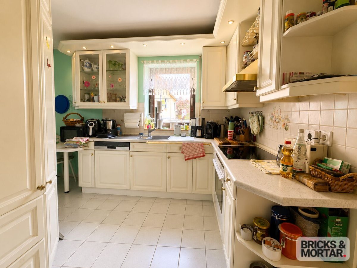 Immobilienangebot - Wilkau-Haßlau - Alle - Zwei Häuser – vielfältige Möglichkeiten für Familien & Generationen