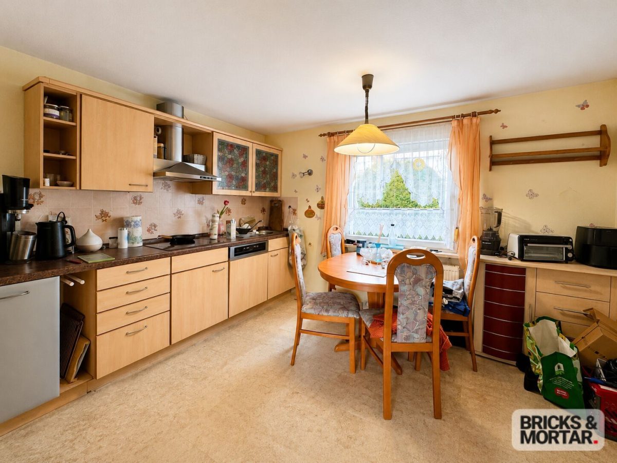 Immobilienangebot - Wilkau-Haßlau - Alle - Zwei Häuser – vielfältige Möglichkeiten für Familien & Generationen