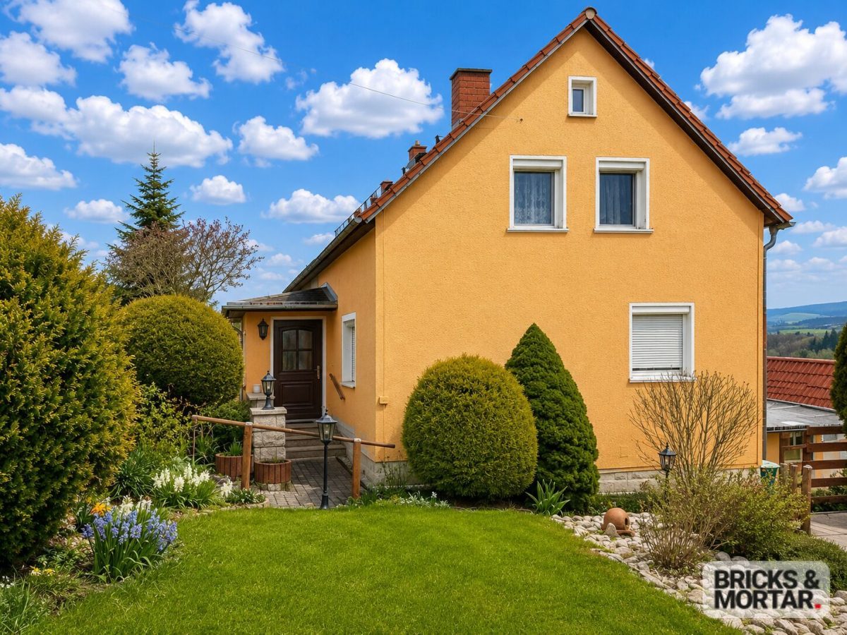 Immobilienangebot - Wilkau-Haßlau - Alle - Zwei Häuser – vielfältige Möglichkeiten für Familien & Generationen