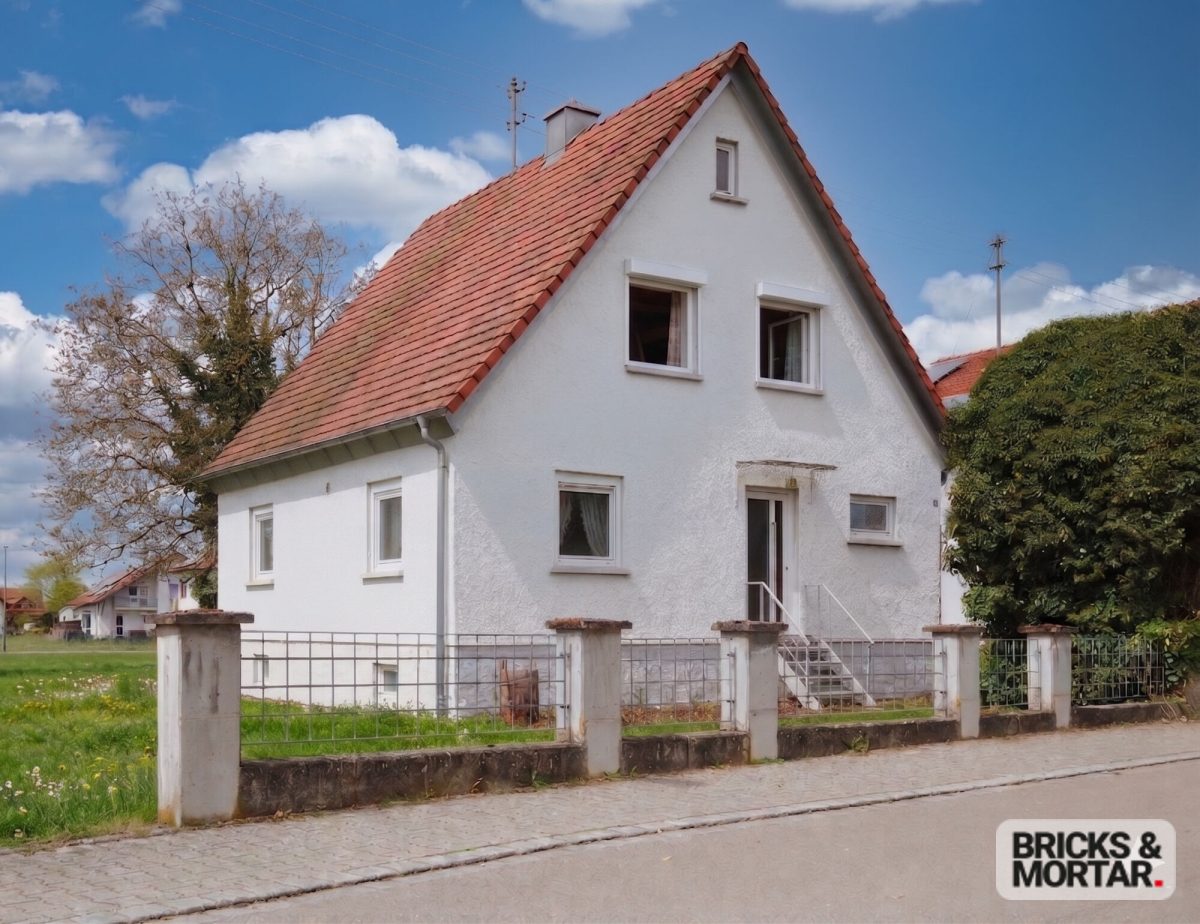 Immobilienangebot - Illertissen / Jedesheim - Alle - Gelegenheit in Jedesheim: Solides Einfamilienhaus zur direkten Übernahme – Jetzt Potenzial sichern!