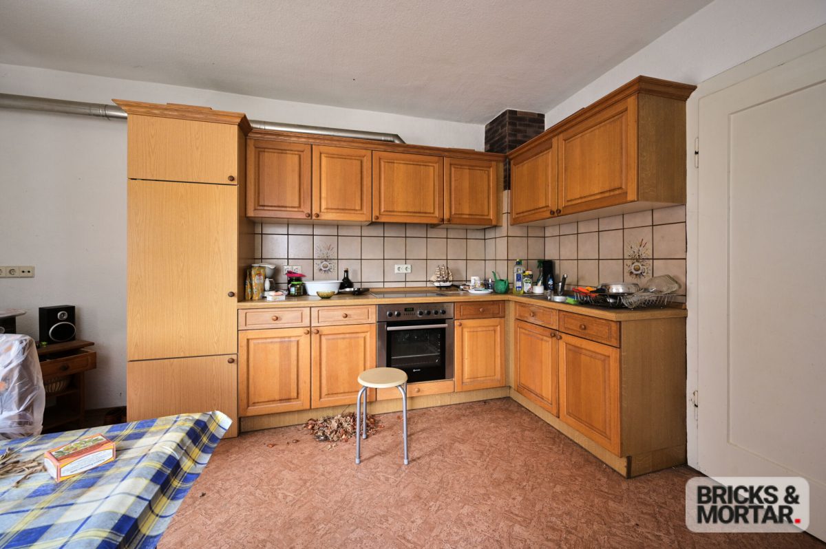 Immobilienangebot - Illertissen / Jedesheim - Alle - Gelegenheit in Jedesheim: Solides Einfamilienhaus zur direkten Übernahme – Jetzt Potenzial sichern!