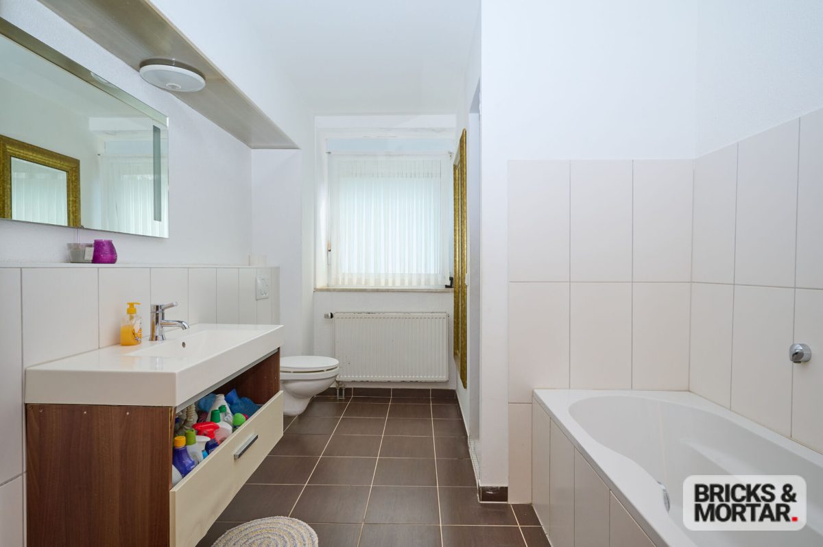 Immobilienangebot - Weißenhorn - Alle - Drei Generationen unter einem Dach! Modernisiertes Juwel in bester Innenstadtlage