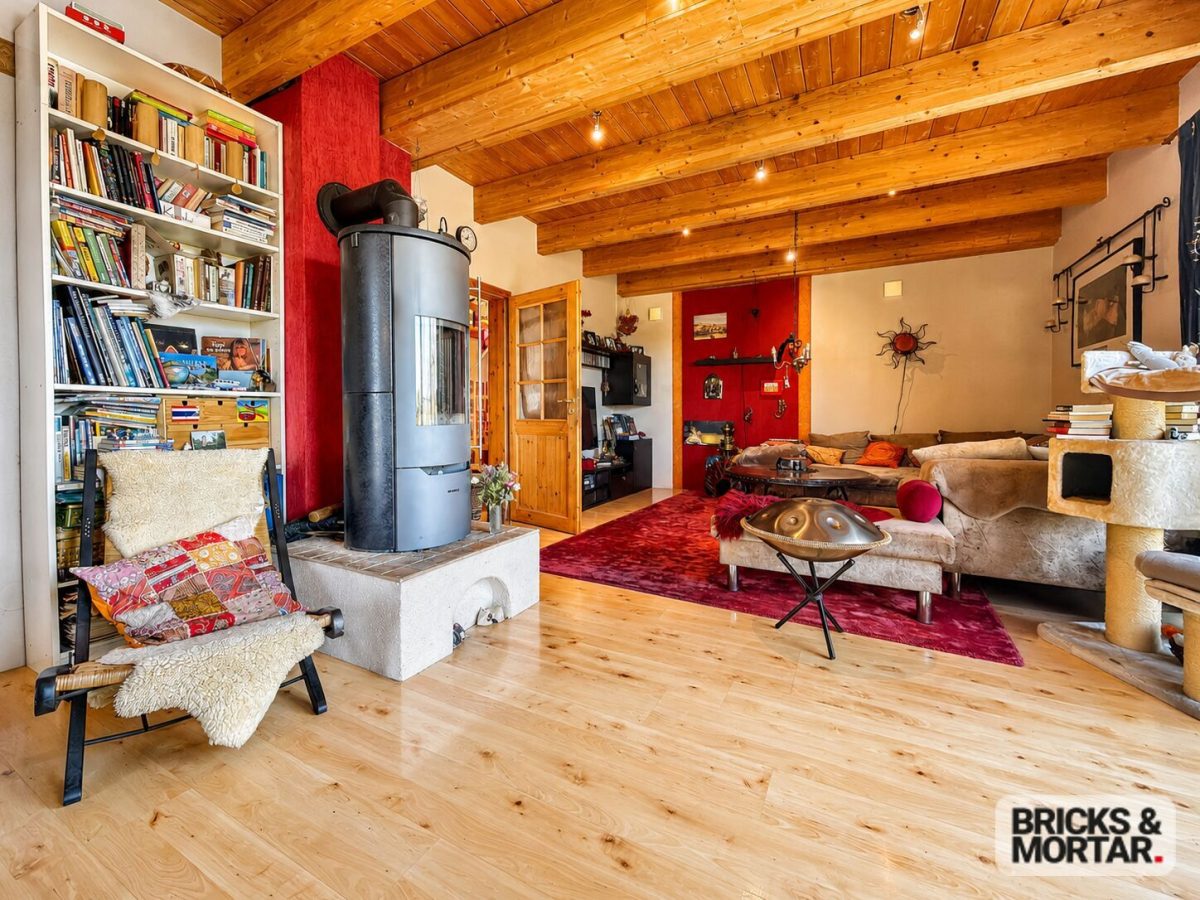 Immobilienangebot - Nieste - Alle - Großes Einfamilienhaus 
mit traumhaften Garten