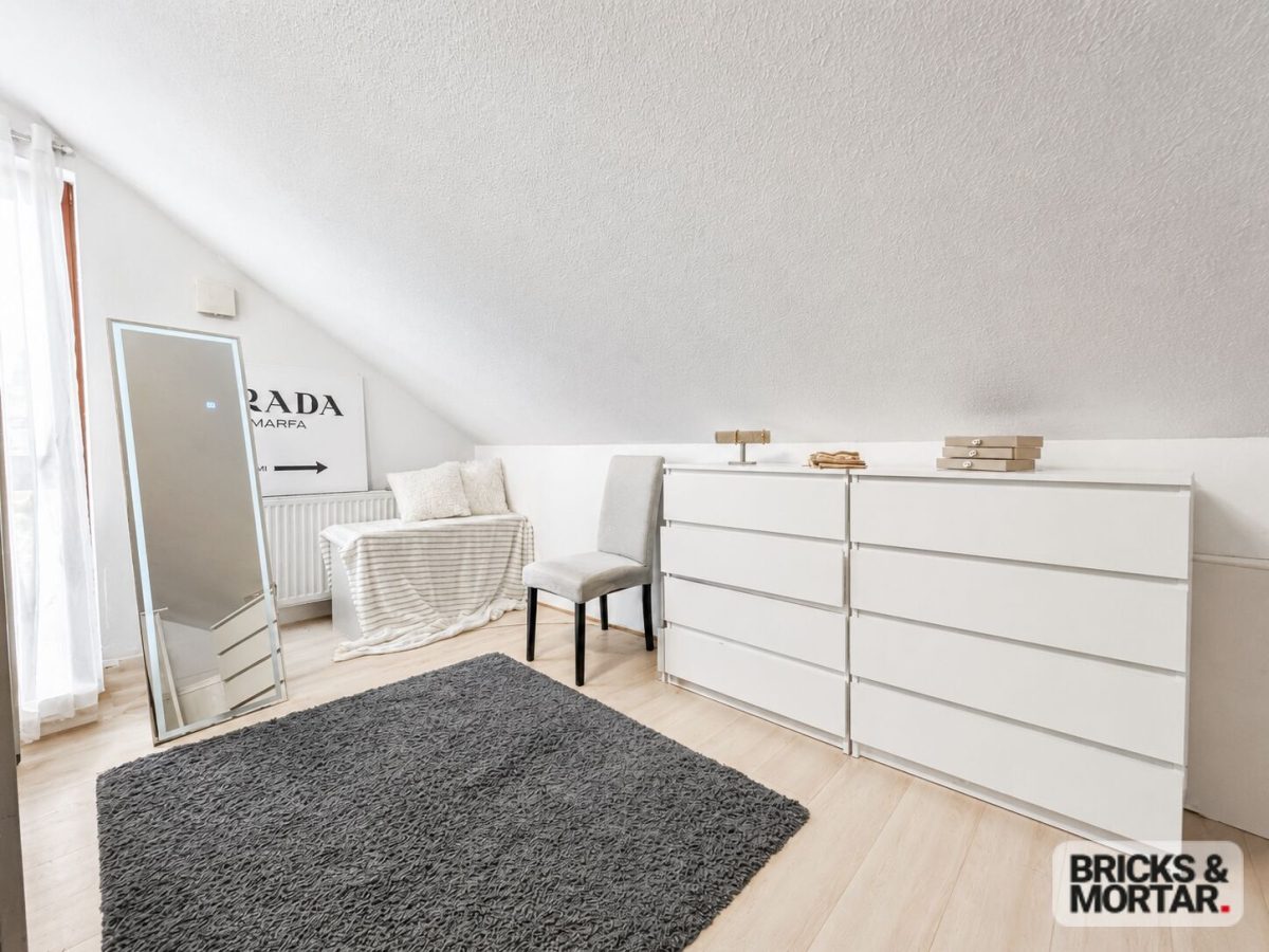 Immobilienangebot - Nieste - Alle - Großes Einfamilienhaus 
mit traumhaften Garten
