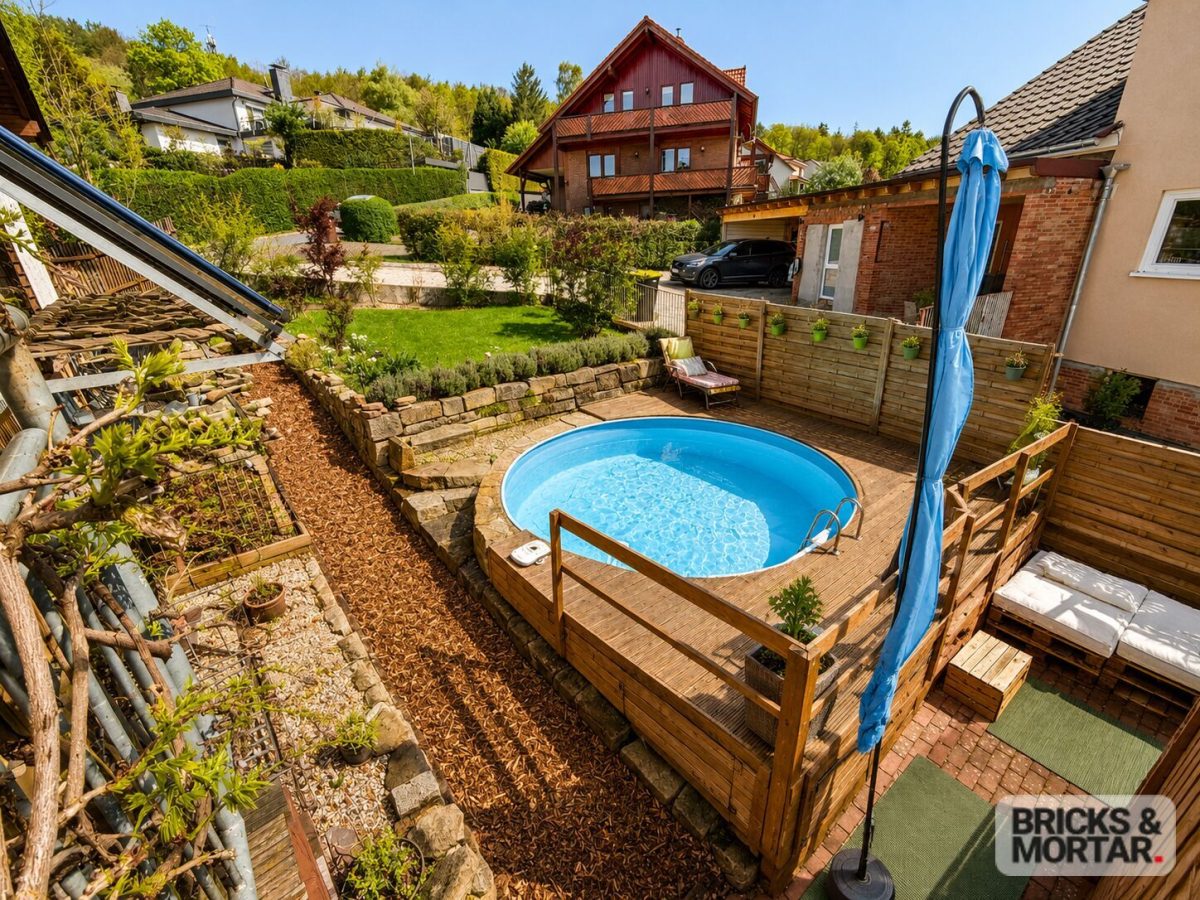 Immobilienangebot - Nieste - Alle - Großes Einfamilienhaus 
mit traumhaften Garten