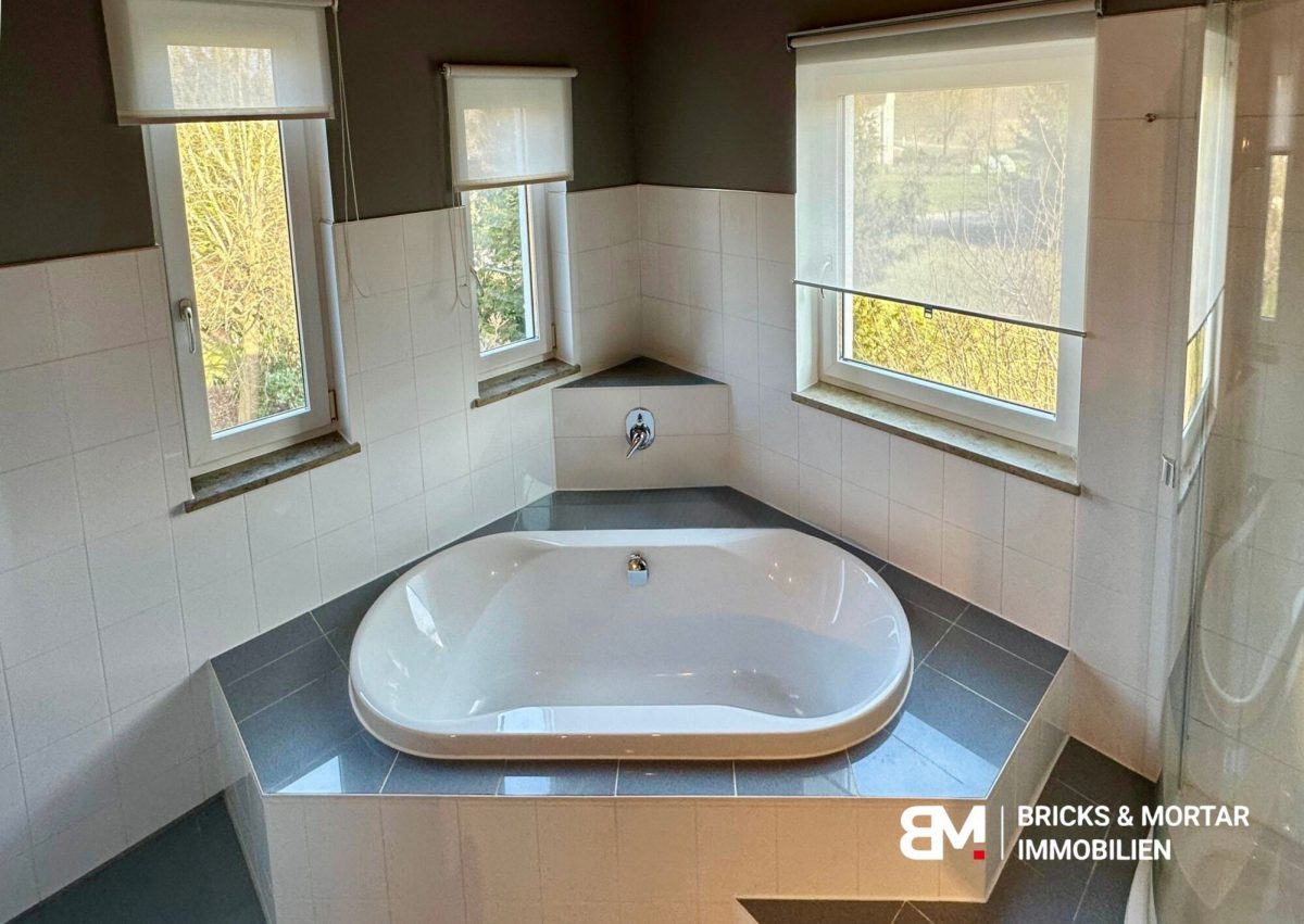 Immobilienangebot - Sielenbach - Alle - BRIMO: Lichtdurchflutetes Traumhaus mit Weitblick!