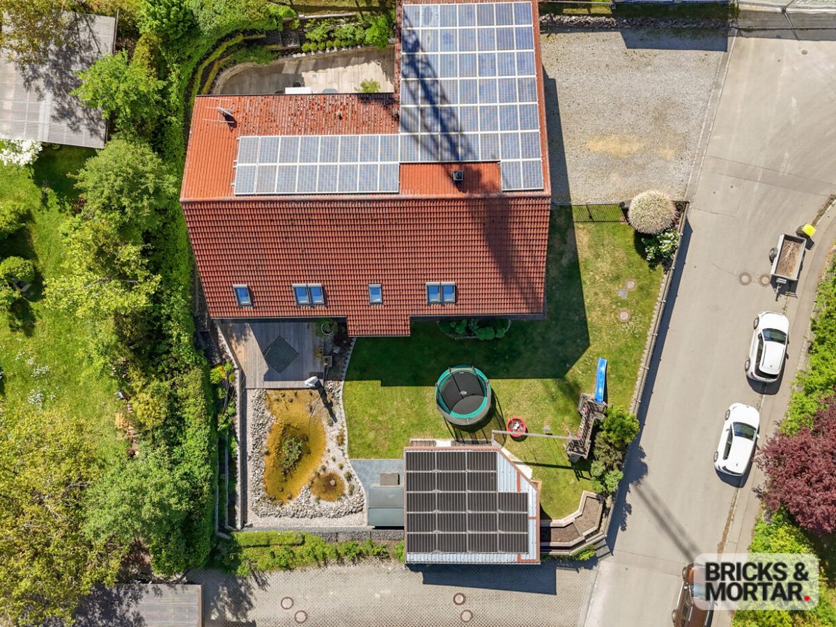 Immobilienangebot - Zusmarshausen - Alle - Arbeiten und Wohnen unter einem Dach!
Vielseitige Immobilie mit Top-Anbindung an die A8