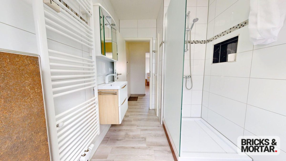 Immobilienangebot - Senden - Alle - Zentral. Saniert. Wertbeständig.
Attraktive Eigentumswohnung im Herzen von Senden