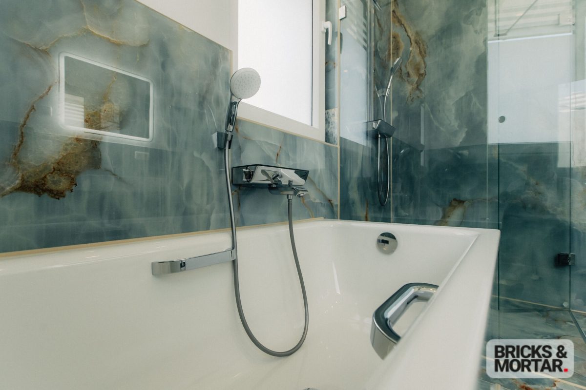 Immobilienangebot - Neukieritzsch - Alle - Außergewöhnliches Ferienhaus in hochwertiger Bauweise – modernes Wohnen auf höchstem Niveau