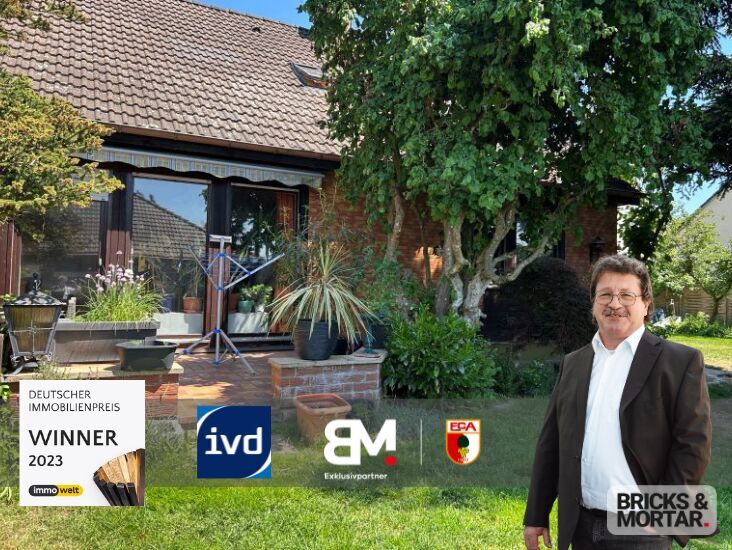 Immobilienangebot - Adelsried - Alle - Großzügiges freistehendes Einfamilienhaus in ruhiger Wohnlage von Adelsried