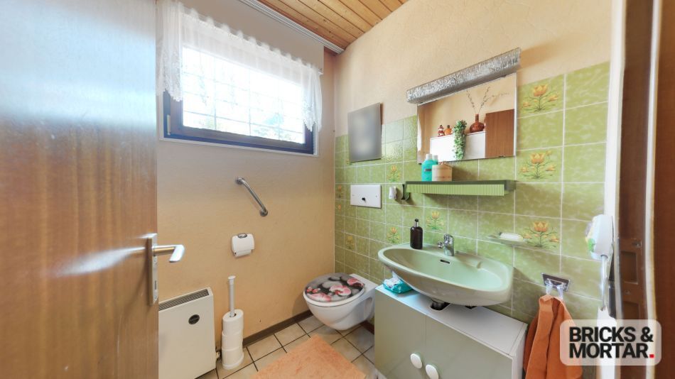 Immobilienangebot - Adelsried - Alle - Großzügiges freistehendes Einfamilienhaus in ruhiger Wohnlage von Adelsried