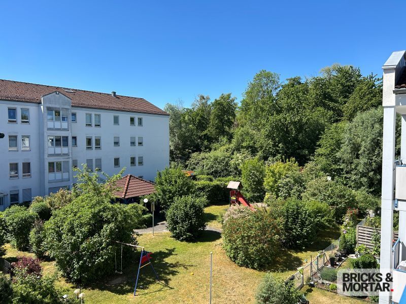 Immobilienangebot - Gersthofen - Alle - Sehr gepflegte 3-Zimmer-Wohnung mit Süd-Loggia und durchdachtem Grundriss