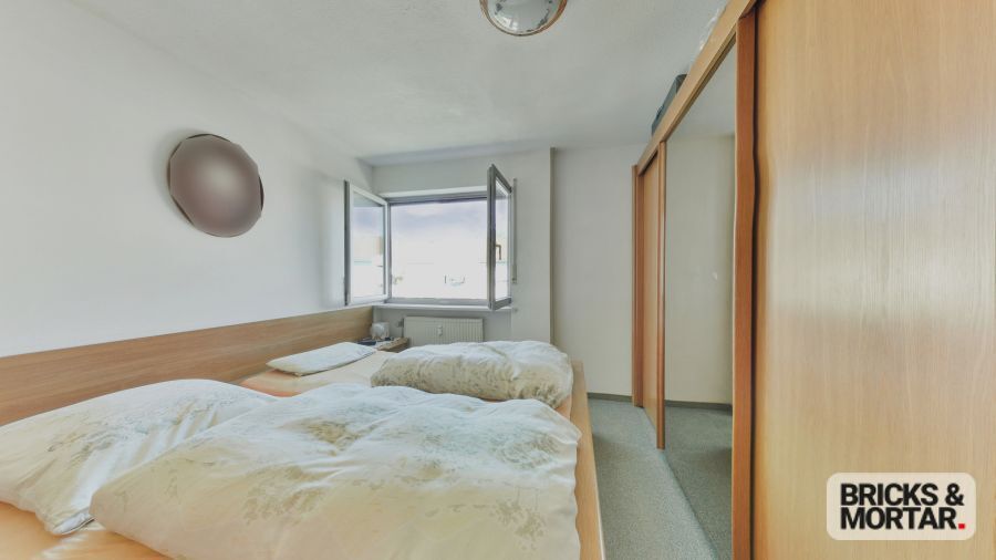 Immobilienangebot - Gersthofen - Alle - Sehr gepflegte 3-Zimmer-Wohnung mit Süd-Loggia und durchdachtem Grundriss