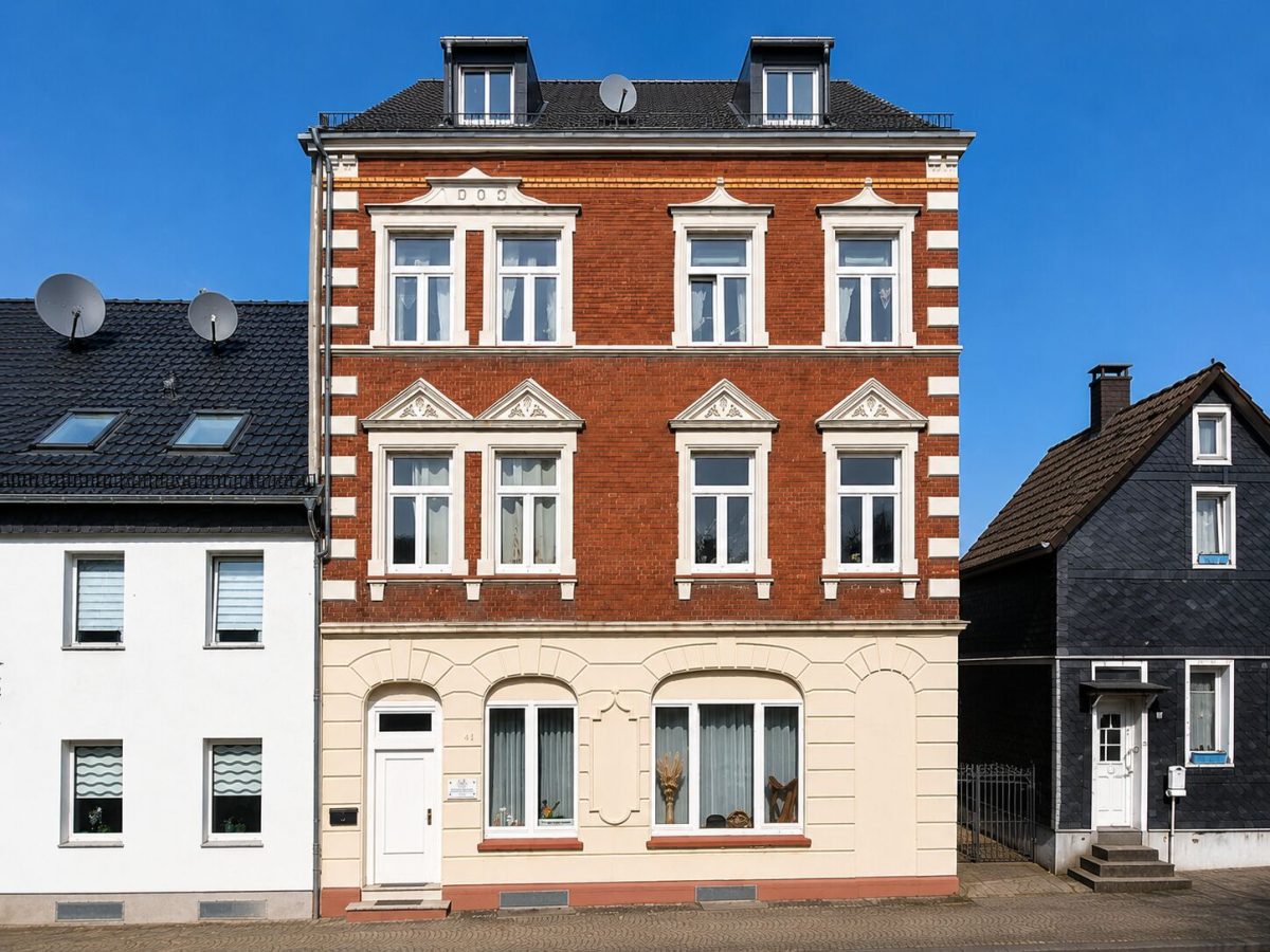 Immobilienangebot - Solingen / Wald - Alle - +++ BRIMO | MFH MIT GEWERBE | 6,66 % RENDITE | FAKTOR 15 | ENTWICKLUNGSPOTENZIAL +++