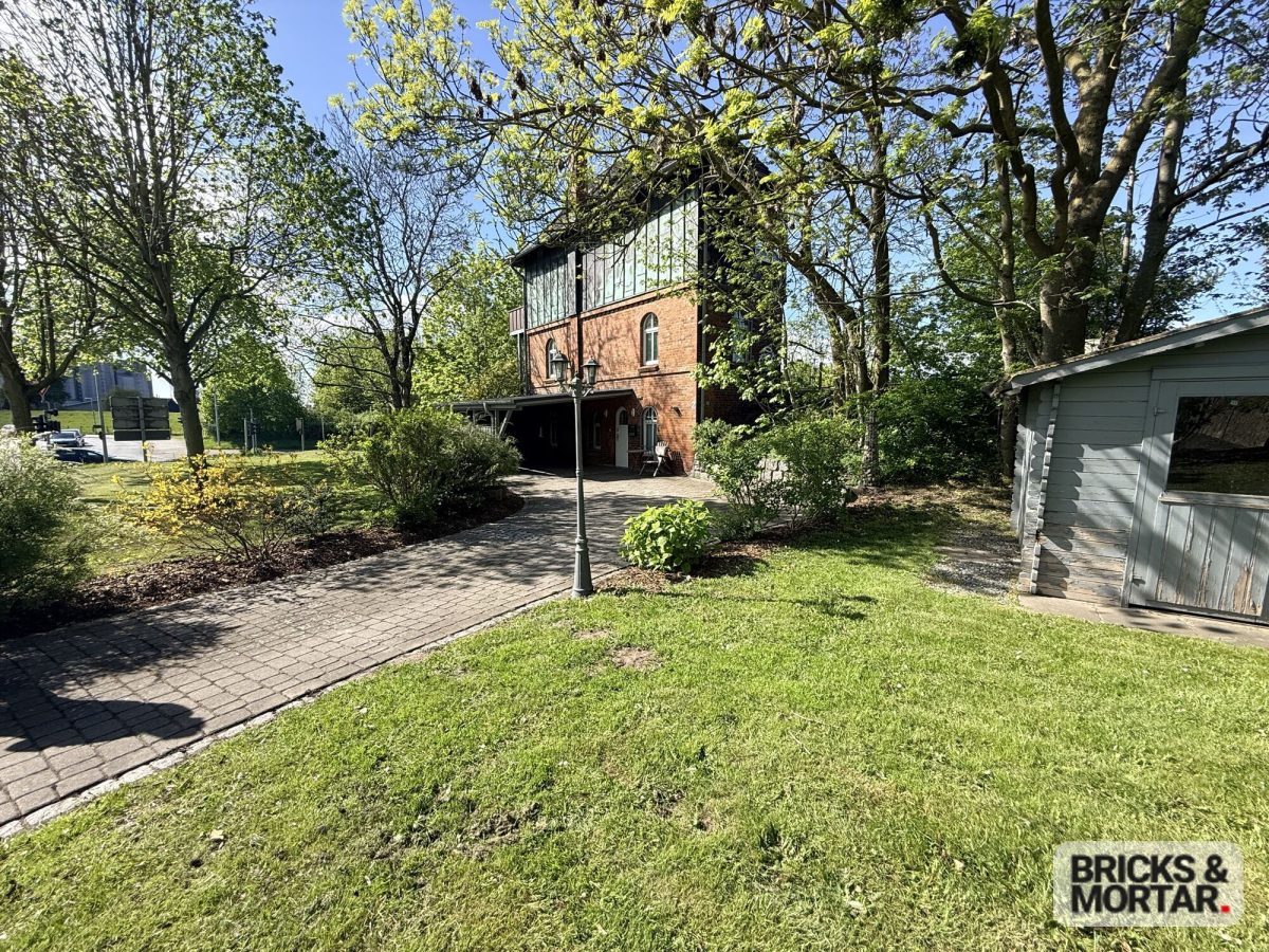 Immobilienangebot - Husum - Alle - Ehemaliges Stellwerk, Wohnen für Liebhaber