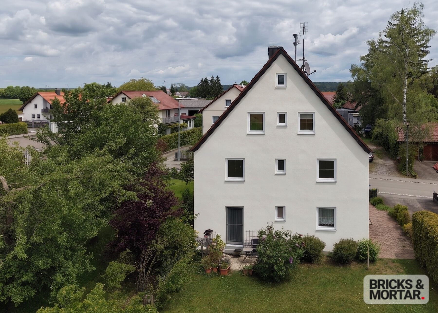 Immobilienangebot - Wiesenbach - Alle - Renditestarkes Projekt nahe Krumbach Wohnungspaket 4 Einheiten im Fünffamilienhaus