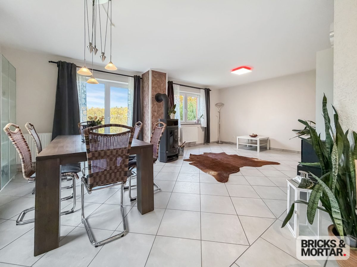 Immobilienangebot - Kaufungen / Oberkaufungen - Alle - Einfamilienhaus mit Einliegerwohnung oder Großes Einfamilienhaus, Sie haben die Wahl !