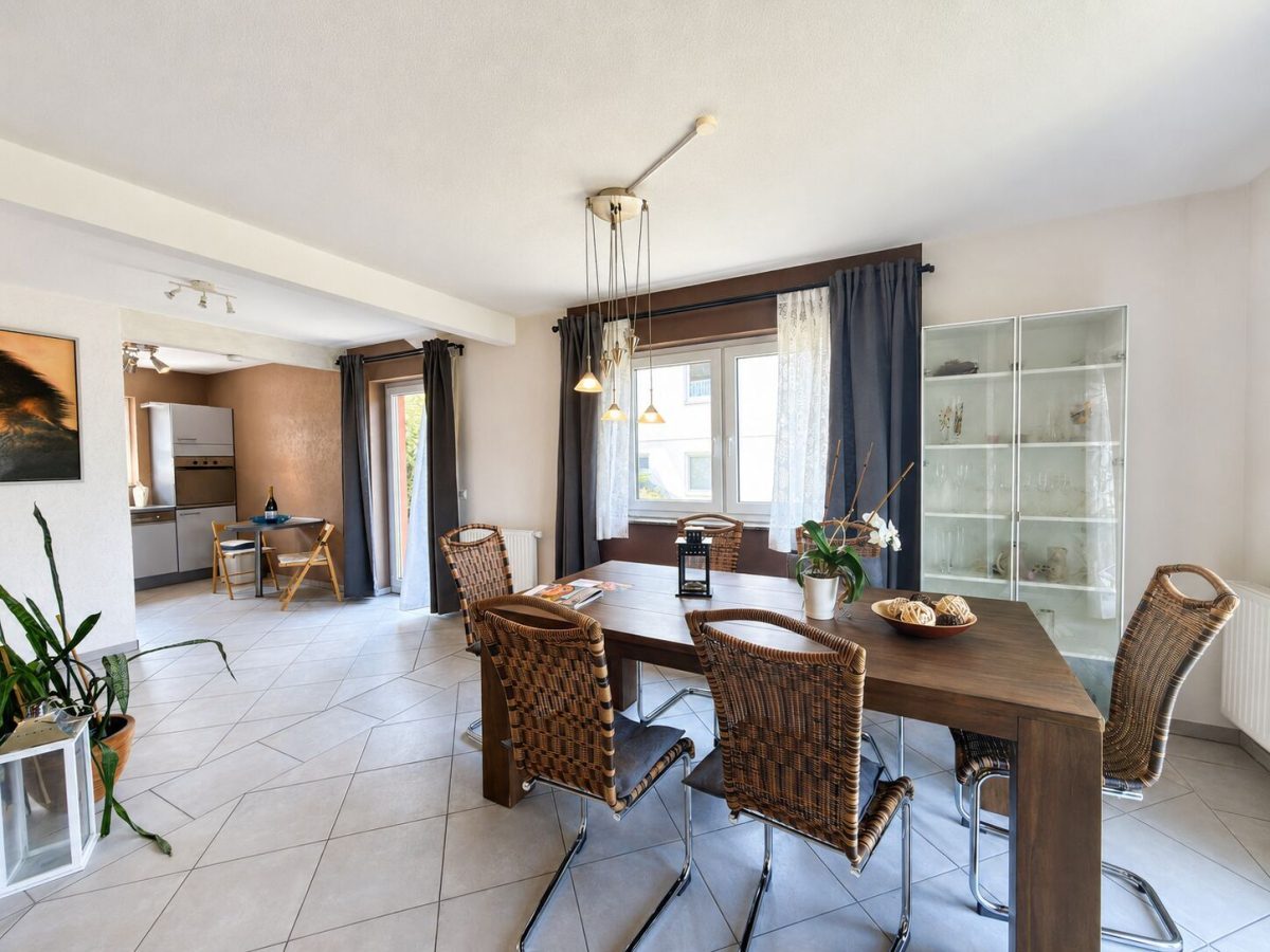 Immobilienangebot - Kaufungen / Oberkaufungen - Alle - Einfamilienhaus mit Einliegerwohnung oder Großes Einfamilienhaus, Sie haben die Wahl !