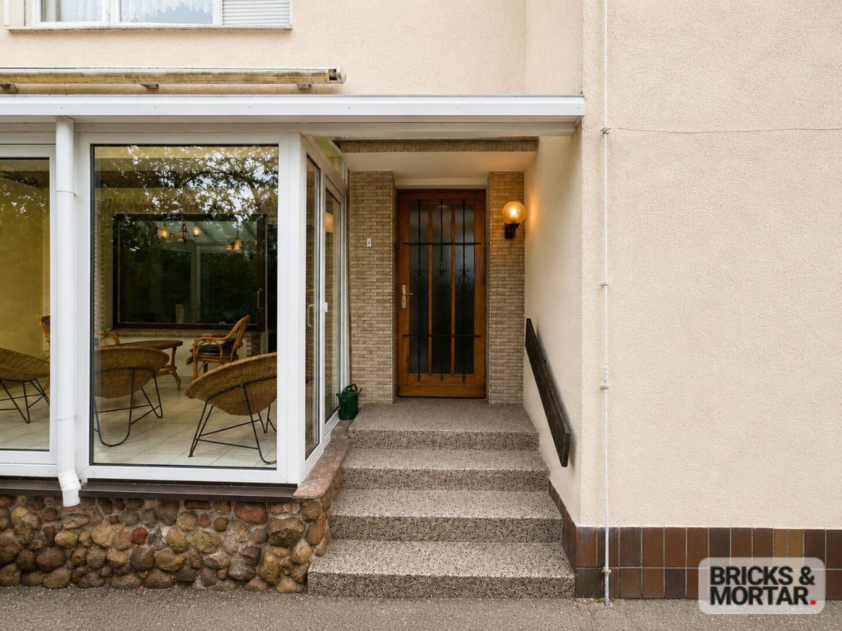 Immobilienangebot - Leipzig - Alle - Charmantes Einfamilienhaus mit Wintergarten und großem Grundstück