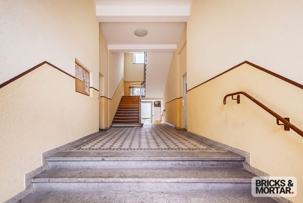 Immobilienangebot - Nürnberg - Alle - Altbau-Charme trifft Moderne | Parkett & Fliesen | Kellerabteil | Sofort verfügbar